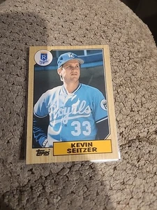1987 Topps Traded - Kevin Seitzer #111T (RC) - Picture 1 of 2