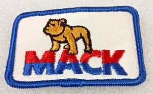 Vintage Mack Trucks Bulldog Maskottchen Firma Logo Stoff Patch Neu NOS 1970er - Bild 1 von 3