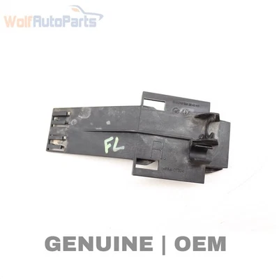 Крепление кронштейна жгута проводов датчика скорости ABS MERCEDES-BENZ CLA45 AMG 2,0 л - Изображение 1 из 4