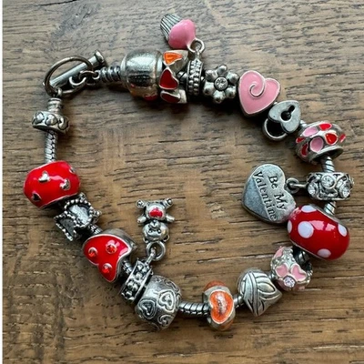 Willabee & Ward February Toggle Charm Bracelet Valentine Heart Red Silver Tone - Image 1 of 4