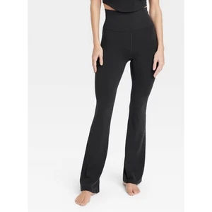 Leggings acampanados All In Motion tiro ultra alto negros nuevos sin etiquetas - Imagen 1 de 5