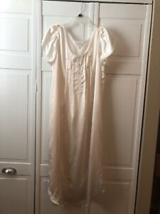 Barbizon Vintage Long Ladies Nightgown SZ Large