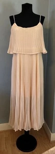 Papaya Weekend Peach Pleated Floaty Sleeveless Dress Size 10 Sheer - Picture 1 of 6