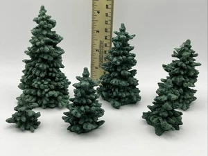 De colección. Lang & Wise Pueblos de Arte Popular Conjunto de Seis Pinos Navidad Linda Nelson - Imagen 1 de 11