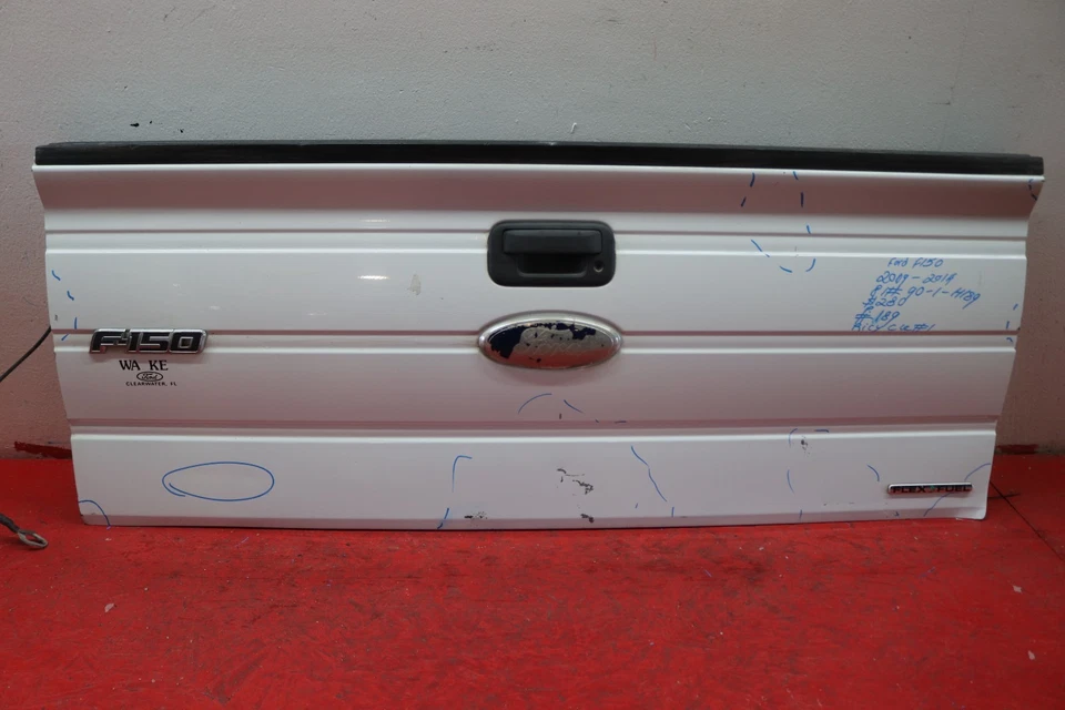 2009 2014 FORD F150 REAR TAILGATE Foto 1 de 4