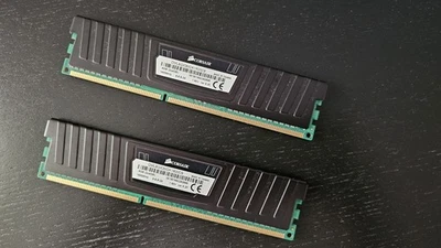 Corsair Vengeance 8GB (2×4GB) DDR3 1600MHz – Excellent Condition - Image 1 of 3