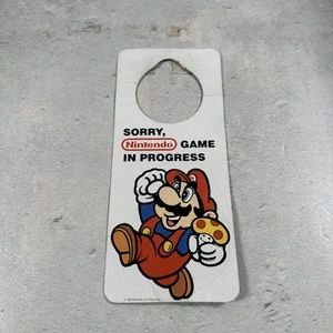 Vintage 1989 Super Mario Bros Mario Door Knob Hanger Nintendo Rare Zelda - Picture 1 of 8