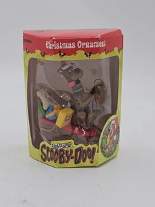 Cartoon Network Scooby-Doo adorno de Navidad 2001 Trevco trineo Scooby bocadillos - Imagen 1 de 7