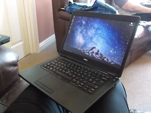 Dell Latitude E5450 2,30 GHz i5, 8 GB RAM, 128 GB SSD Windows 10 - Ottimo!! - Foto 1 di 13