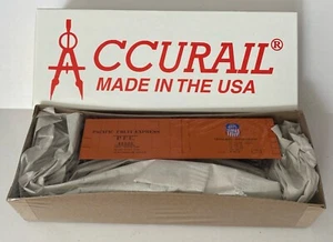 Accurail HO Scale Pacific Fruit Express #81091 40’ Steel Reefer Kit - Picture 1 of 4