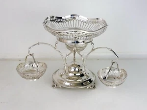 TABLE CENTREPIECE Beautiful SILVER EPERGNE with 4 BASKETS 1920 FRUIT NUTS SWEETS - Picture 1 of 8