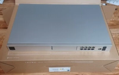 Router empresarial Ubiquiti Unifi Networks Dream Machine UDM-PRO 10G SFP+ usado Foto 1 de 3