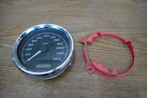2015 HARLEY DAVIDSON TRI GLIDE FREEWHEELER SPEEDOMETER GAUGE 70900379 - Picture 1 of 10