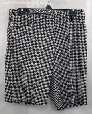 Nike Women's Black/White Shorts Sz 8 - Image 1 of 4