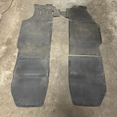 Juego alfombrillas goma delanteras y traseras originales SWB 1965-1968 Porsche 911 912 Foto 1 de 4