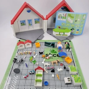 READ Playmobil Take & Carry 5633 & 5672 Pet Store Clinic Veterinarian Hospital - Picture 1 of 19