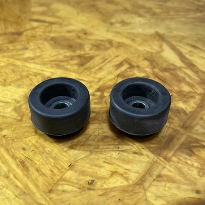 Ojales de goma para asiento Suzuki GSXR 750 Pillion 2000-2003 K1 K2 K3 GSXR750 Foto 1 de 4