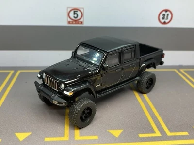 2021 Jeep Gladiator Lifted 4x4 Truck 1/64 Diecast Custom Off Road Lifted Up - Image 1 of 4