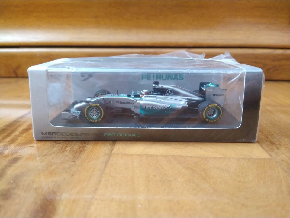 Mercedes W05 Chinese Gp L.Hamilton 2014 Spark 1 43 - Immagine 1 di 1