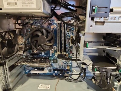 GAMING PC HP  i7-4790 3.6GHz 16GB DDR3 RAM 240GB SSD 1TB HD QUADRO K620 2GB WIFI - Image 1 of 4