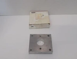 Ford F8JL-9585-BA OEM Throttle Plate Assy - Picture 1 of 3