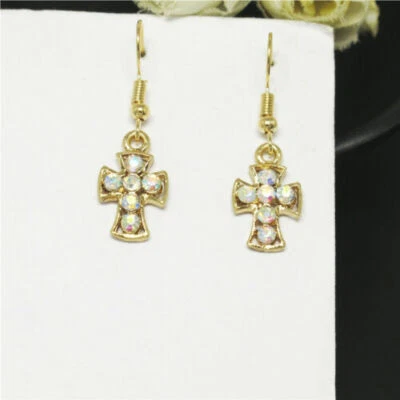 Lindos Nuevos Pendientes Colgantes Pequeños Chapados en Oro Amarillo Arco Iris AB Cristal Gancho Foto 1 de 3