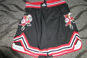 Louisville Cardinals Basketball schwarz Game Used Dunking Bird Shorts XL + 2 - Bild 1 von 4