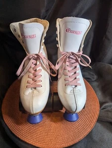 Chicago roller skates pre-owned excellent condition women's size 9 - Picture 1 of 8