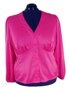 Torrid 3 rosa Glo Satin Knopfleiste Bluse V-Ausschnitt Langarm 3X 22 24 Neu mit Etikett - Bild 1 von 12