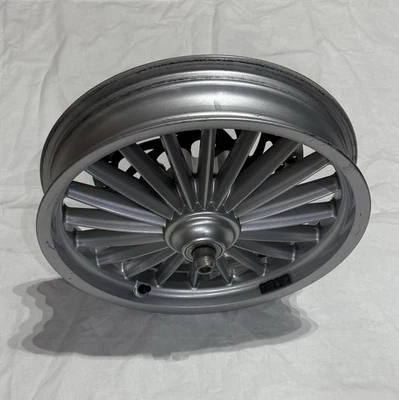 CERCHIO RUOTA DISCO ANTERIORE PIAGGIO BEVERLY LED RST 125 300 350 2010 SENZA ABS - Immagine 1 di 4