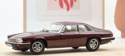 Norev 182621 Jaguar XJ-S 5.3 H.E. Coupe 1982 rot metallic 1:18 Modellauto - limi - Bild 1 von 4