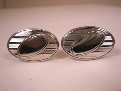 Engrave Ready 银色优质复古 SHIELDS 袖扣简单素色 — 第 1/4 张图片