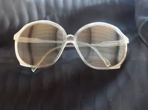Vintage Exlarge Ladies Sunglasses Signed Italy - Picture 1 of 5