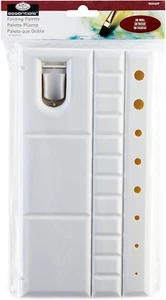 Royal & Langnickel White Plastic 28 Well Folding Paint Mixing Palette - Picture 1 of 3