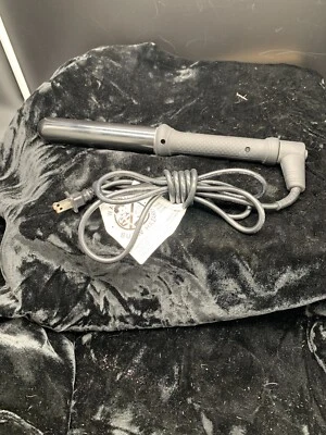 NuMe Styling Wand Curling Iron Model HB025U 42-70 Watt 1" Swivel Cord 80" Black - Image 1 of 4