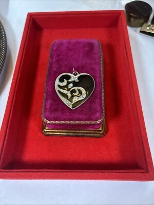 Colgante grande de plata brillante esmalte negro cristal corazón vintage Estate Foto 1 de 2