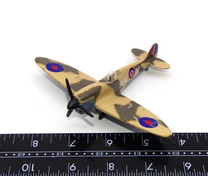 Maisto Supermarine Spitfire MK VB Diecast Hélice Avión Juguete Bronceado Avión Milit - Imagen 1 de 9