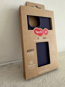 tech21 Custodia Riciclata Recovrd con Ricarica Magnetica per Custodia iPhone 15 - Berry - Foto 1 di 3