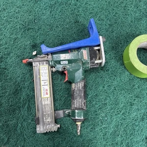 PISTOLA CLAVADORA NEUMÁTICA OMER mod. Brads de uñas 12,40 12 - Imagen 1 de 6