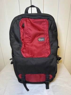 Lowepro Fastpack 250 Camera Laptop Backpack Red and Black for DSLR and lenses - Image 1 of 4