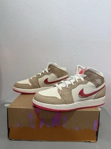 Nike Air Jordan 1 Mid SE shoe HJ5958-206 grade school size 6y fit woman size 7.5 - Picture 1 of 6