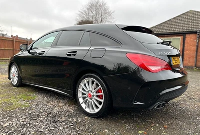 2016 MERCEDES BENZ CLA 2.1 CLA220D AMG SPORT SHOOTING BRAKE 7G-DCT ESTATE AUTO - Image 1 of 4