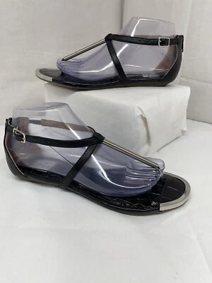 Dolce Vita Labelle Womens Size7 Black Sandals  Flat T Strap Buckle Embossed - Image 1 of 4