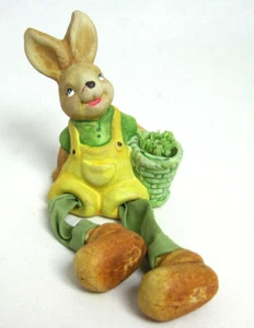 1 Osterhase Kantenhocker mit Korb mehrfarbig ca. 16 cm - Bild 1 von 2