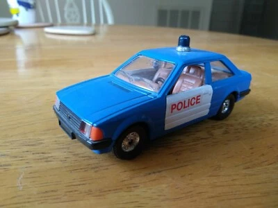 Corgi Ford Escort 1.3 GL Blue White Police Car  - Image 1 of 4
