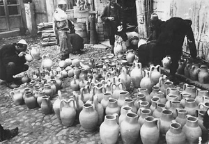 A5976) BERAT MERCATO UTENSILI D'ARGILLA TRIPOLI - Bild 1 von 2