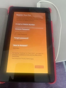 Amazon Fire 5 tablet - excellent condition barely used - Picture 1 of 10
