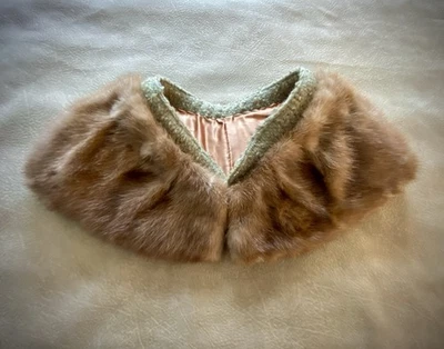 Vintage Unbranded Dark Brown Mink Fur Collar Satin Lined - Image 1 of 4