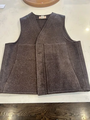 Filson Mackinaw Men's Wool Vest Size 44 Made In USA - Image 1 of 4