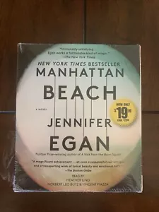 Manhattan Beach by Jennifer Egan (2018, Compact Disc, Unabridged edition) - Foto 1 di 2
